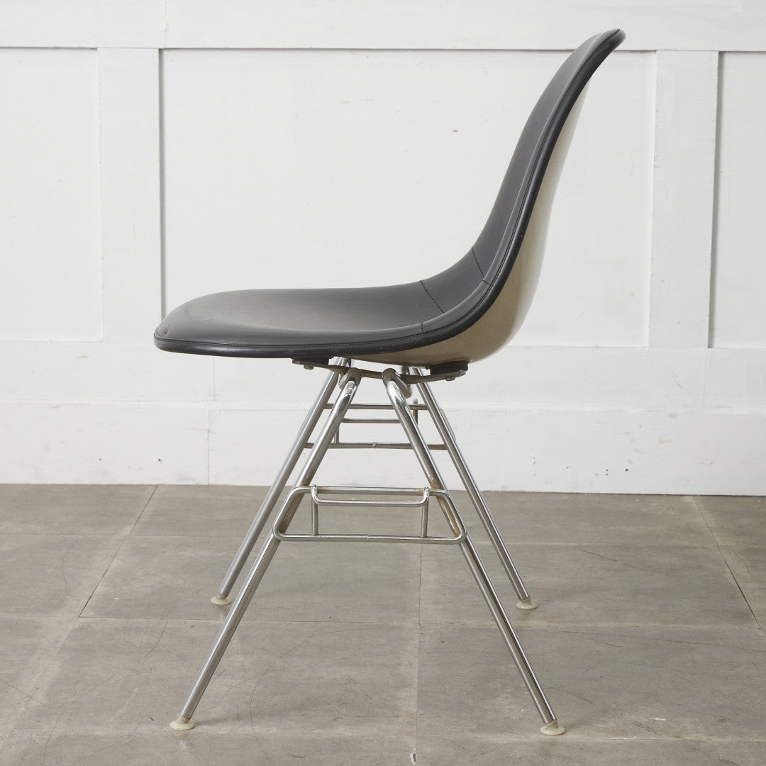 Herman Miller ハーマンミラー イームズ チェア スタッキングベース サイドシェルチェア スタッキングベース – rocca rocca