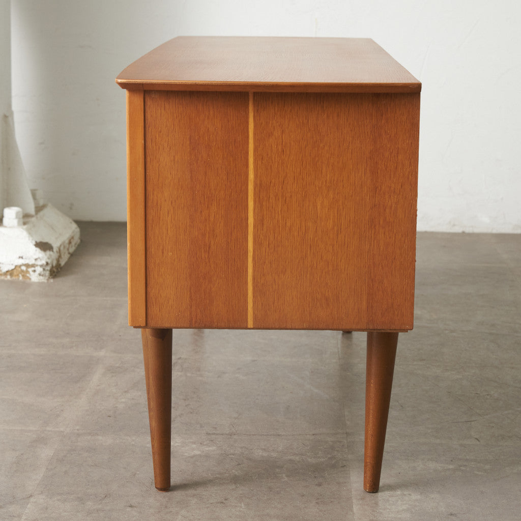 LEBUS/リーブス　北欧ヴィンテージ　チェスト ヴィンテージ チェスト｜ハリス・リーブス Harris Lebus – rocca