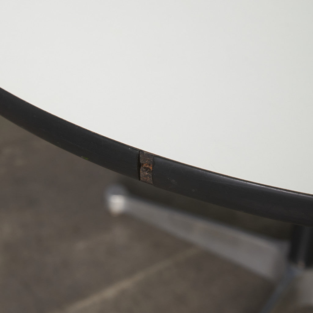 イームズ コントラクトベース ラウンドテーブル