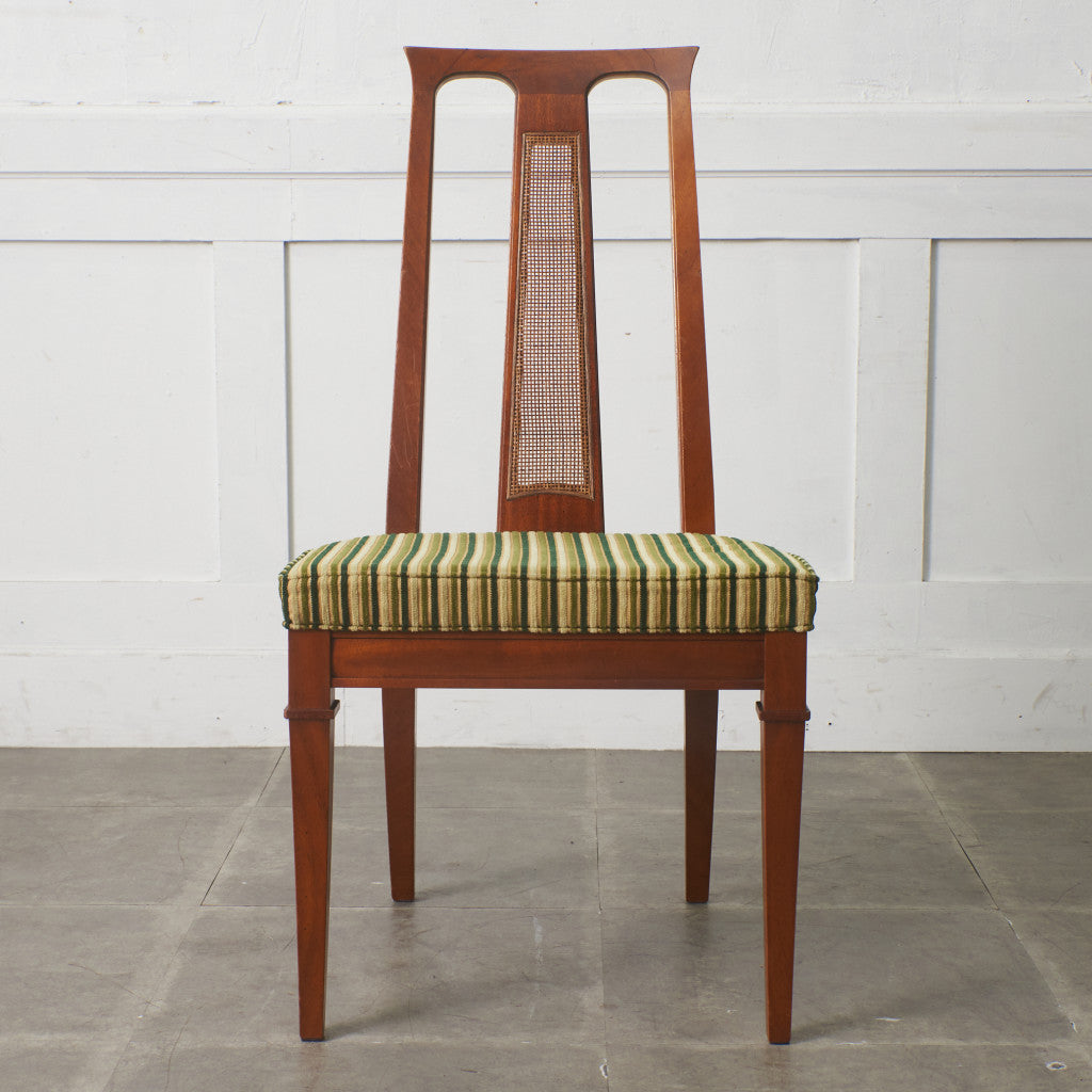 TRIUNE サイドチェア