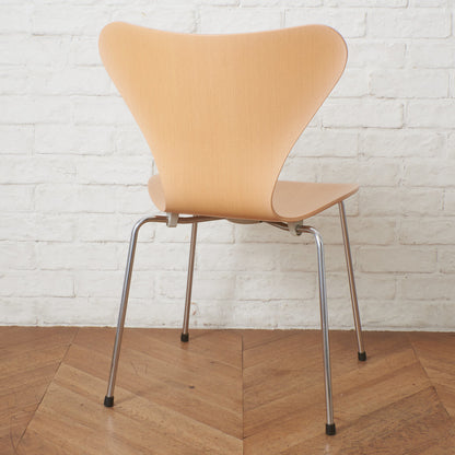 セブンチェア / ビーチ