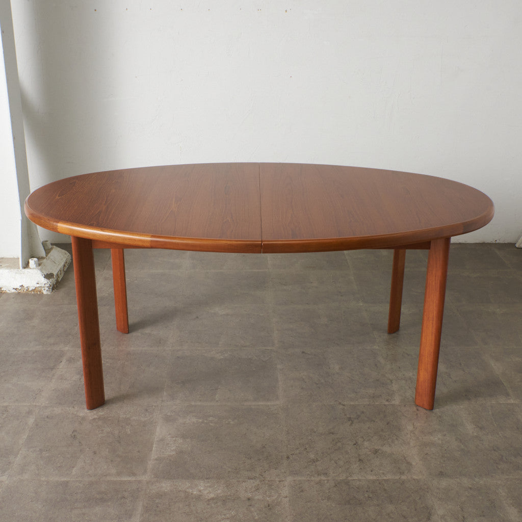 ヴィンテージ オーバルダイニングテーブル