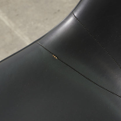 サイドシェルチェア スタッキングベース