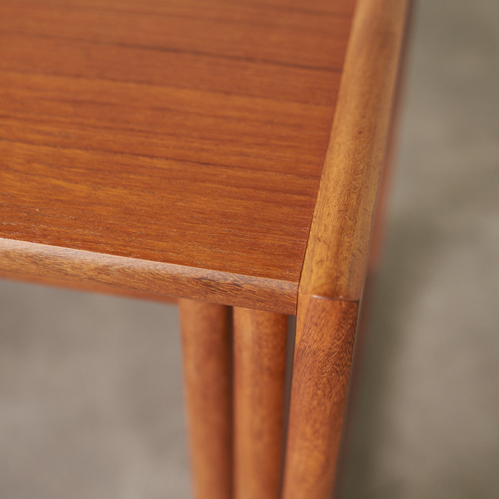 Quadrille ヴィンテージ ネストテーブル