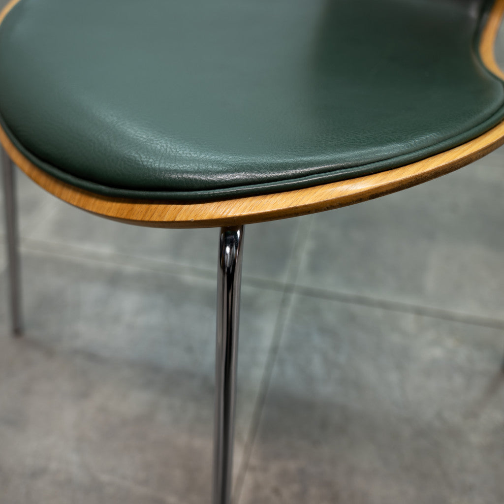 セブンチェア / フロントパディング