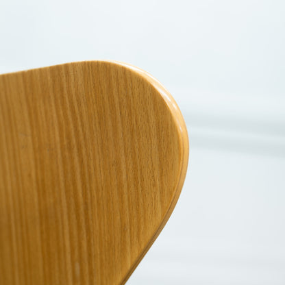 セブンチェア / フロントパディング