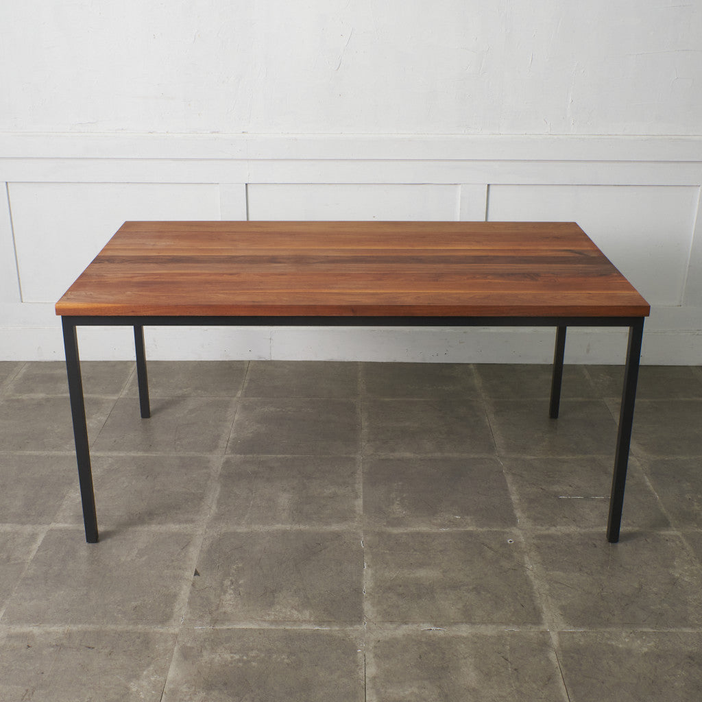 インダストリアルスタイル ダイニングテーブル