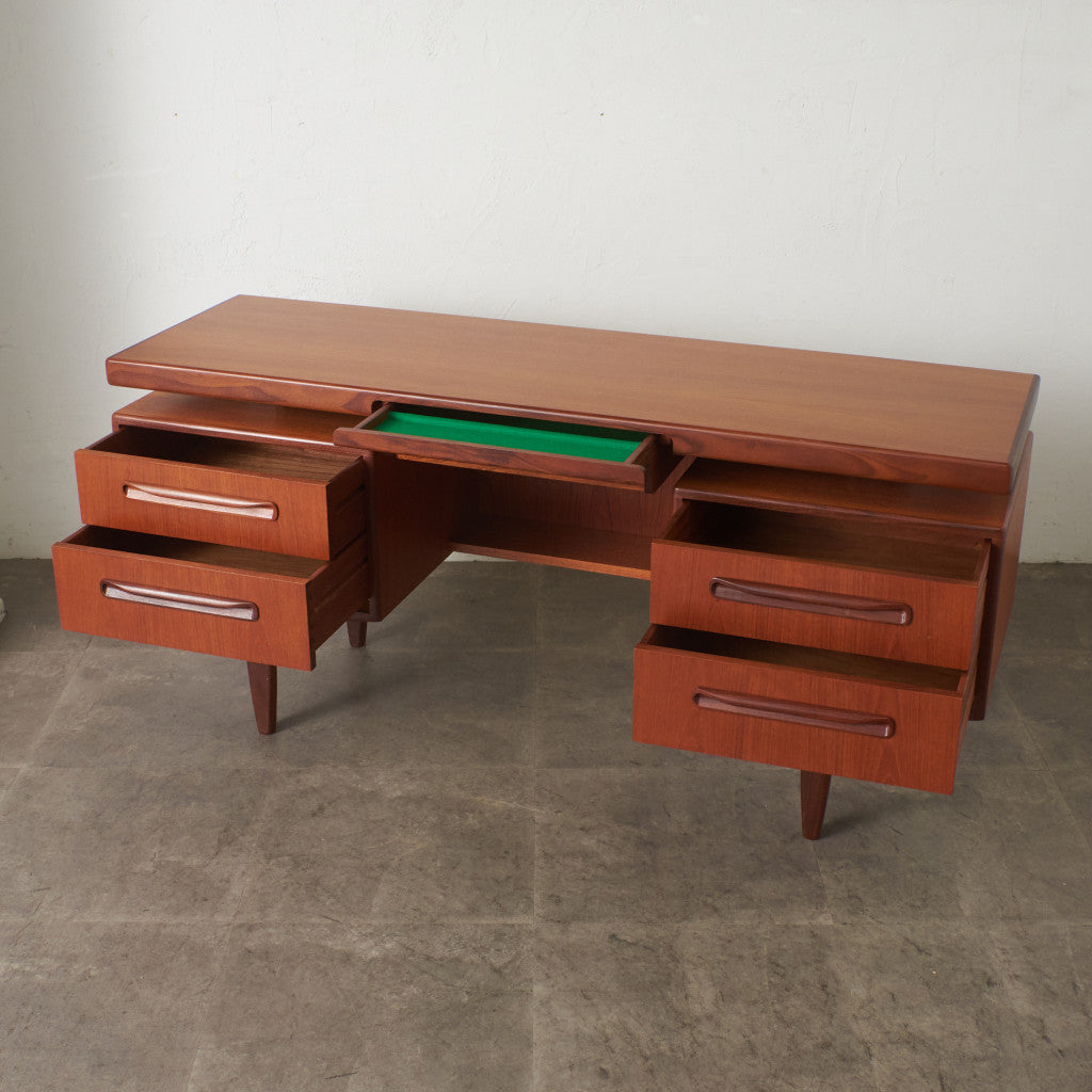 New Fresco ヴィンテージ デスク