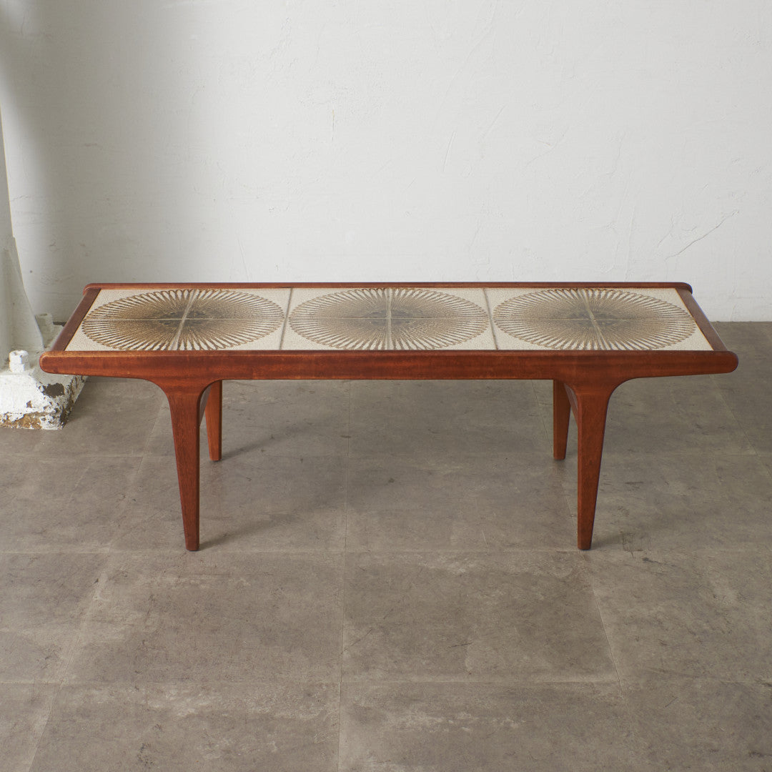 タイルトップ コーヒーテーブル – rocca rocca