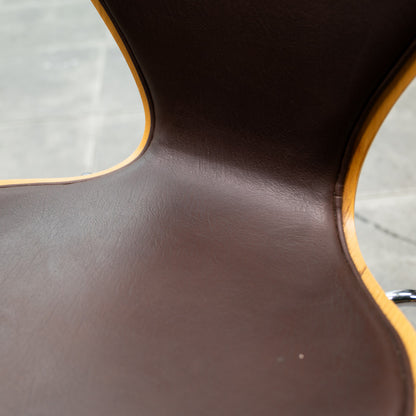 セブンチェア / フロントパディング