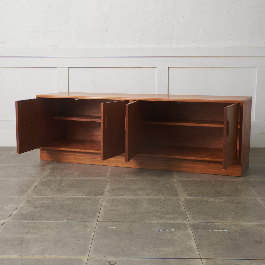 Fresco ヴィンテージ サイドボード