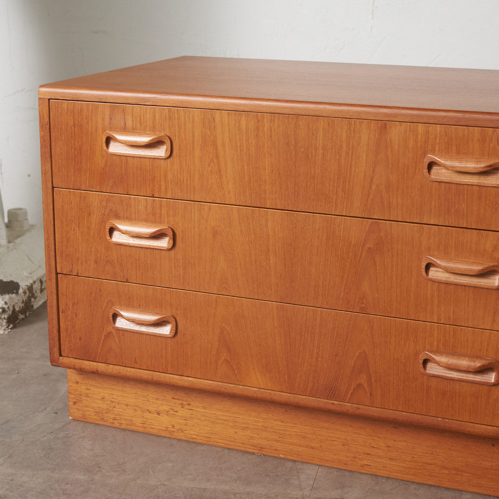 Fresco 3段 チェスト