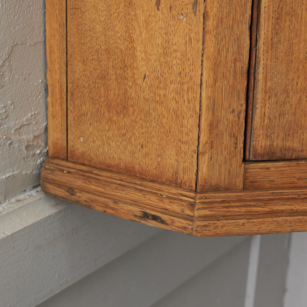 ストリップド加工 スモールコーナーキャビネット