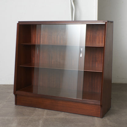 Brandon ガラスキャビネット