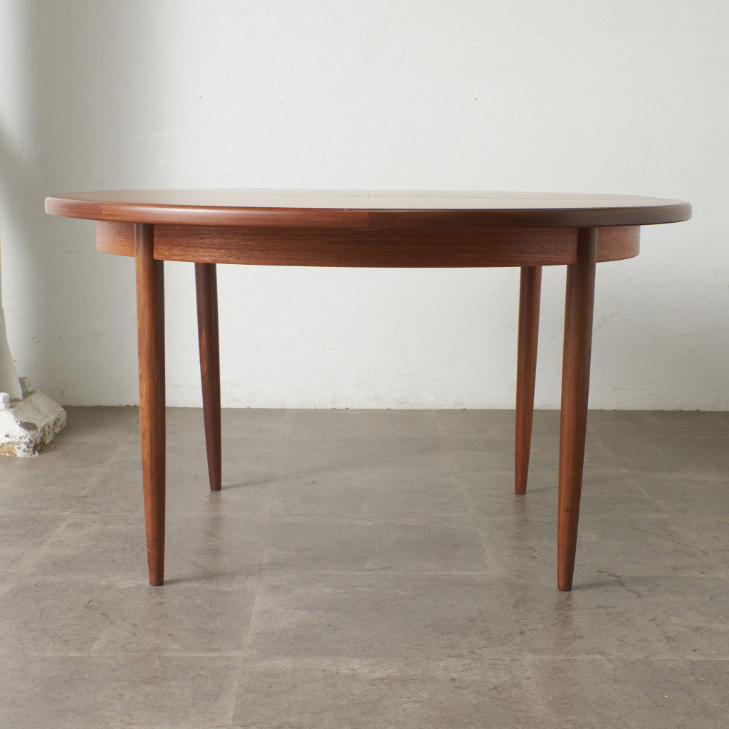 エクステンション ラウンドダイニングテーブル