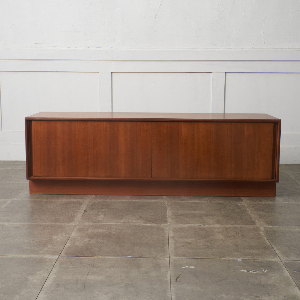 Form FIVE サイドボード