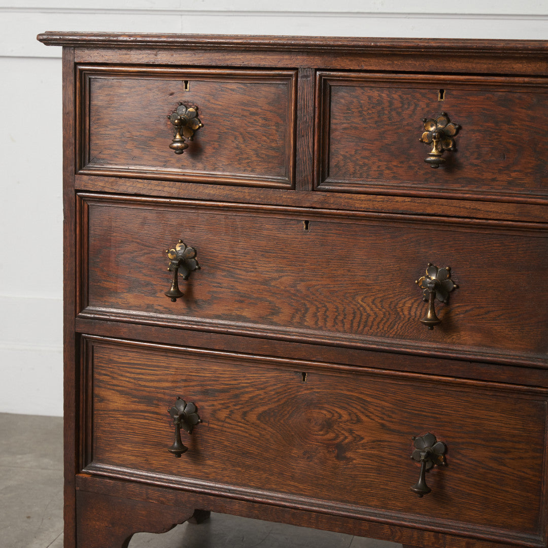 英国アンティーク 3段チェスト