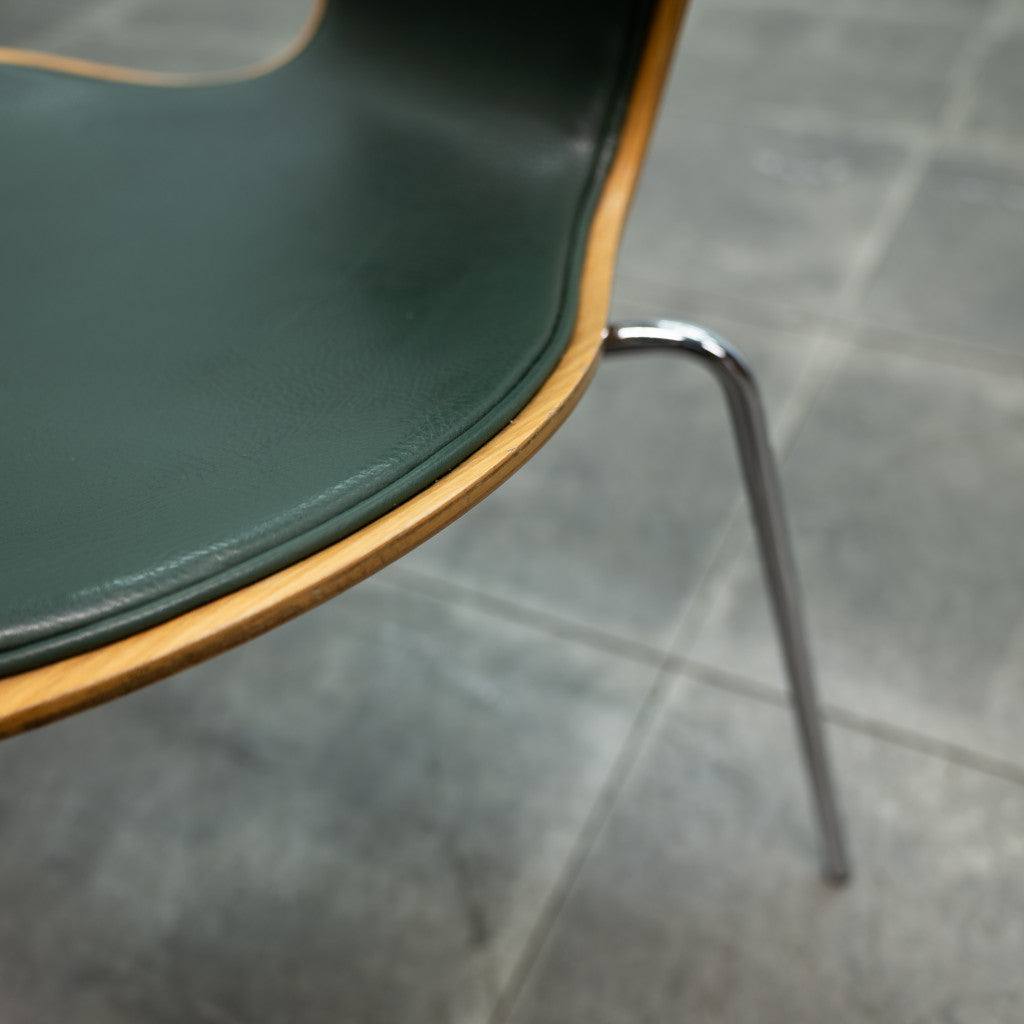 セブンチェア / フロントパディング