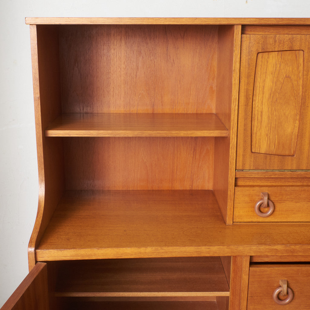 ヴィンテージ ハイサイドボード