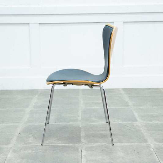 セブンチェア / フロントパディング