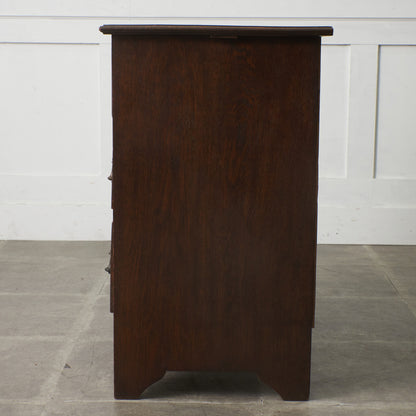 英国アンティーク 3段チェスト