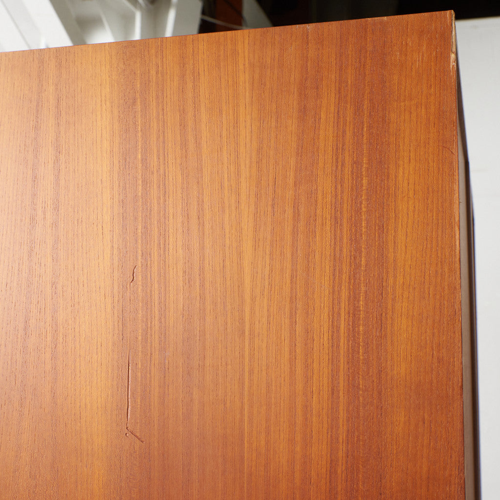 Danish ワードローブ