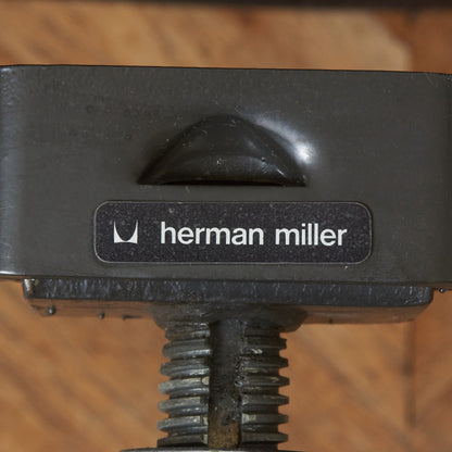 イームズ ソフトパッド マネジメントチェア